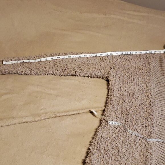 EXPRESS fuzzy cardigan  - Picture 7 of 10